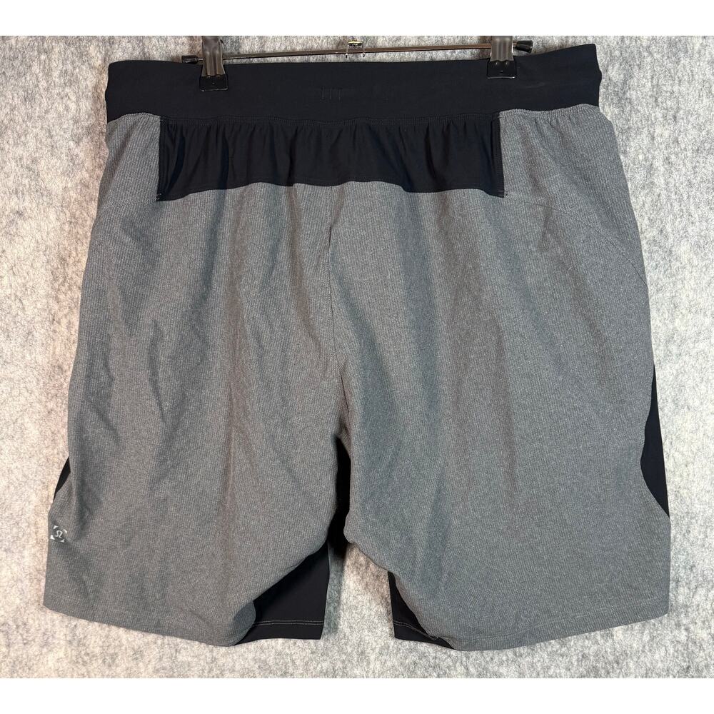Lululemon Namaste At The Beach Mens Large 9" Gray Black Lined Athletic Shorts - Picture 3 of 8
